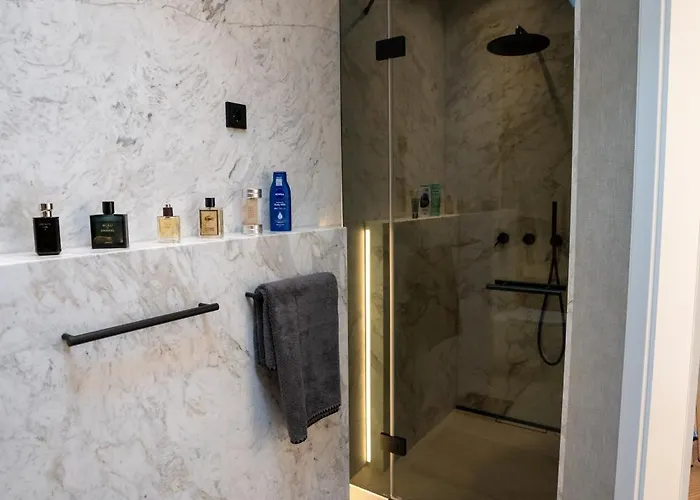 Aussergewoehnliches Lichtdurchflutetes Penthouse Im Zentrum Daire *