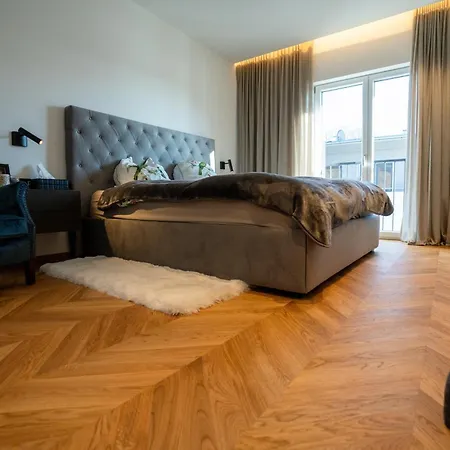 Aussergewoehnliches Lichtdurchflutetes Penthouse Im Zentrum * Mühldorf